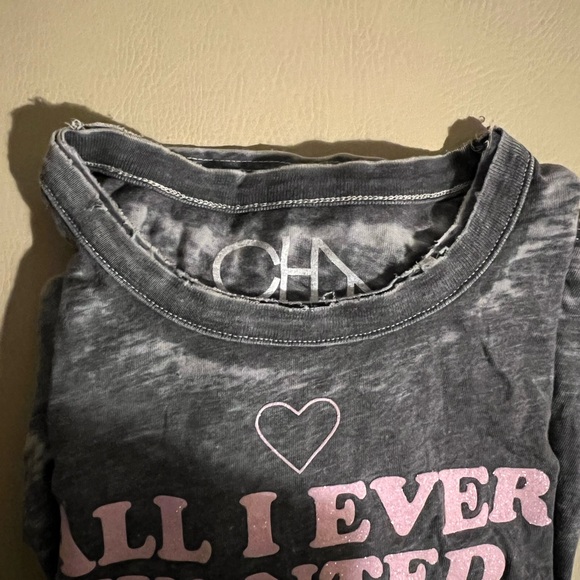 Chaser black/gray distressed long sleeve T-shirt size 6 NWOT - Picture 3 of 3